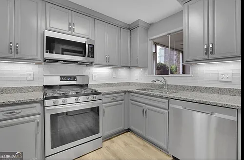 346 Carpenter Dr #16 Photo 1