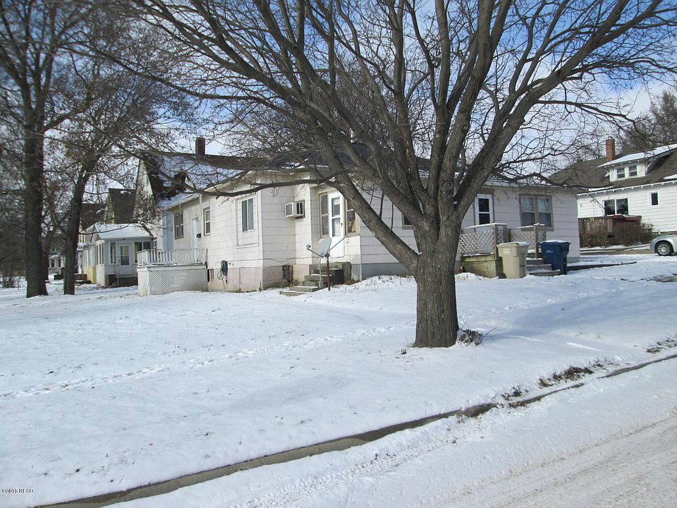 2nd image of 305 N Park St #53-3