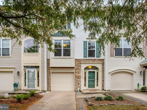 43489 Interval St, Chantilly, VA 20152