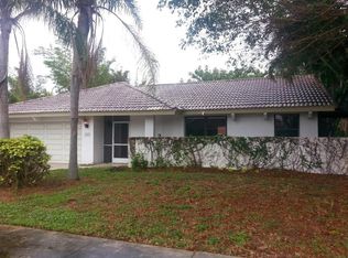 6880 NW 4th Ave, Boca Raton, FL 33487