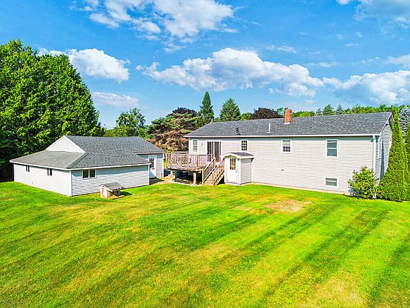 5th image of 58 Andrea Avenue