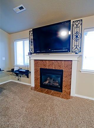 5th image of 5904 Noble Ct