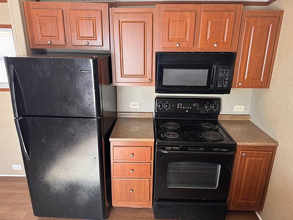 4th image of 5100 E Johnson Ave #399