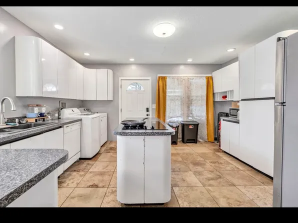 (undisclosed Address), Bristol, CT 06010