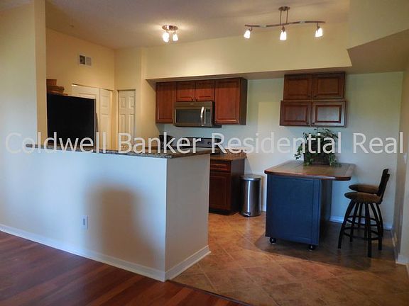 5th image of 2411 Tuscany Way