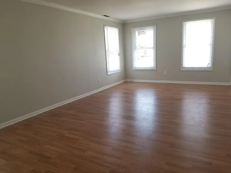 736 Savin Ave #2R — Photo 8
