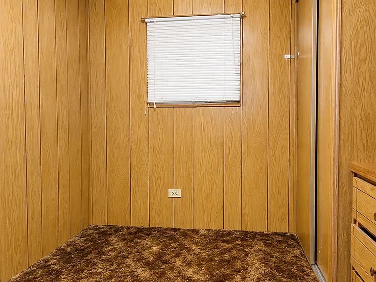 355 Caloosa Ct — Photo 8