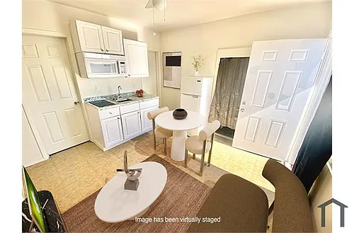 11316 Palm Dr #5 Photo 1