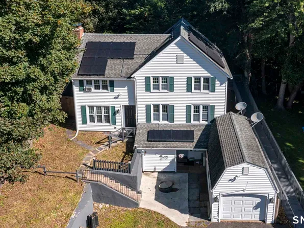 18 Markham Place, Meriden, CT 06450