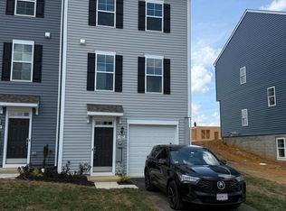 767 Lord Fairfax St, Charles Town, WV 25414