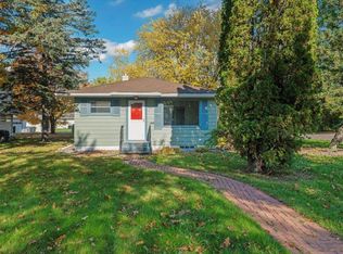 809 E 9th St, Superior, WI 54880