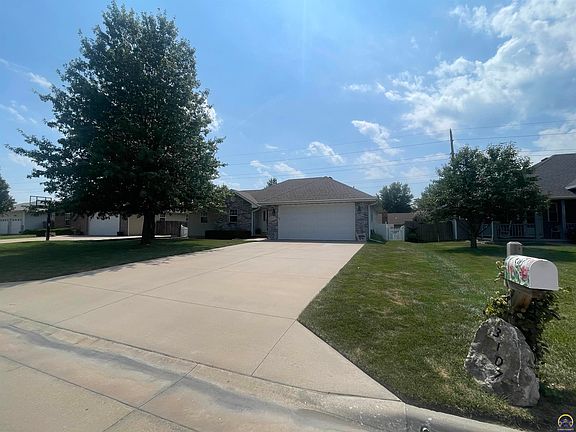3rd image of 3107 S Parkway Ct