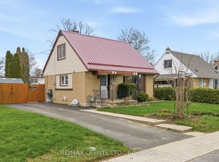 59 4th Ave, Quinte West, ON K8V 5N5