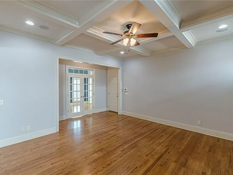 1645 Woodward Way — Photo 41