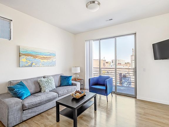 3rd image of 2063 Curtis St APT 204