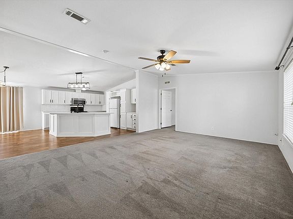 2nd image of 25361 Bluff View Ct