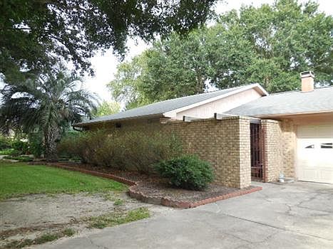2nd image of 609 Bonvue St