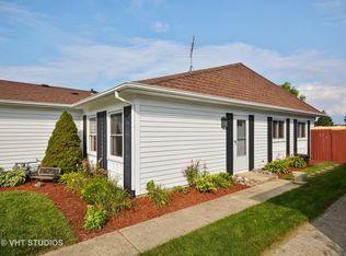 104 W Stevenson Dr, Glendale Heights, IL 60139