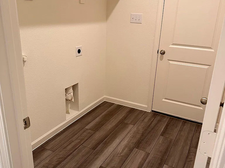 10316 Rosegreen Ln — Photo 11