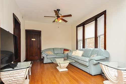 4th image of 3939 N Mozart St
