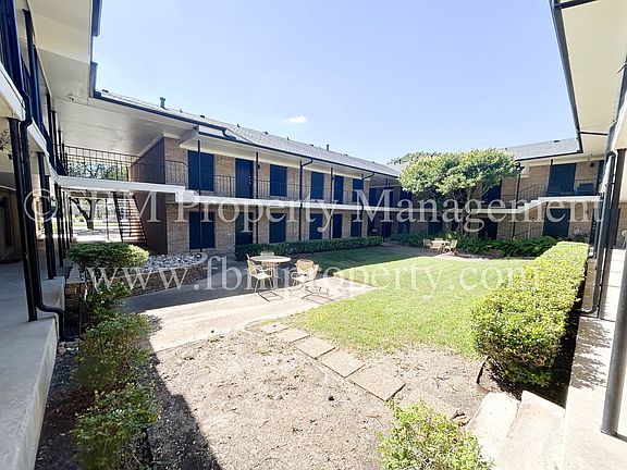 2nd image of 510 W Marvin Ave #111