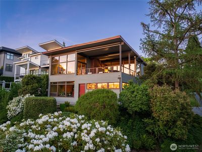 3201 Magnolia Boulevard W, Seattle, WA, 98199