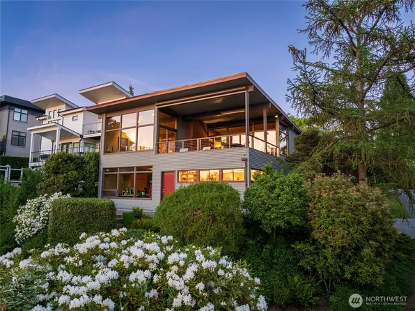 3201 Magnolia Boulevard W, Seattle, WA 98199