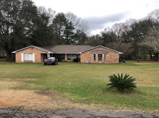 135 Cooper Rd, Lucedale, MS 39452