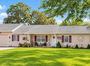 39 Orchid Rd, East Patchogue, NY 11772