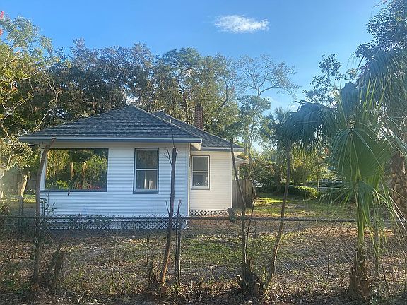 2nd image of 311 Seminole Ave