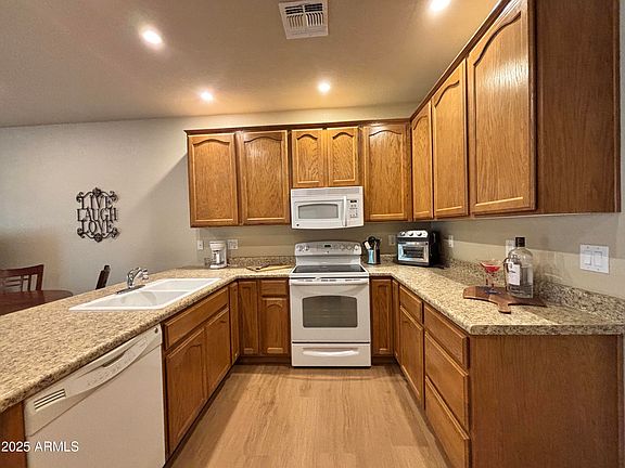 4th image of 10960 E Monte Avenue #169