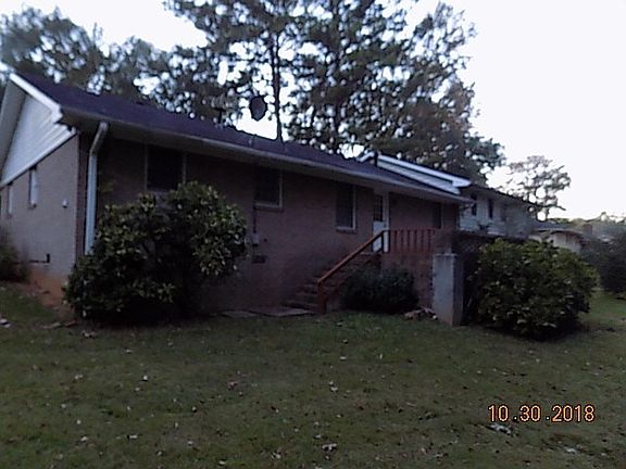 3rd image of 3225 Lennox Dr