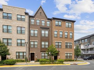 45224 Lettermore Sq, Sterling, VA 20166