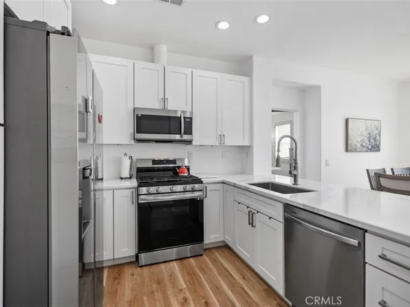 104 Seacountry Ln, Rancho Santa Margarita, CA 92688