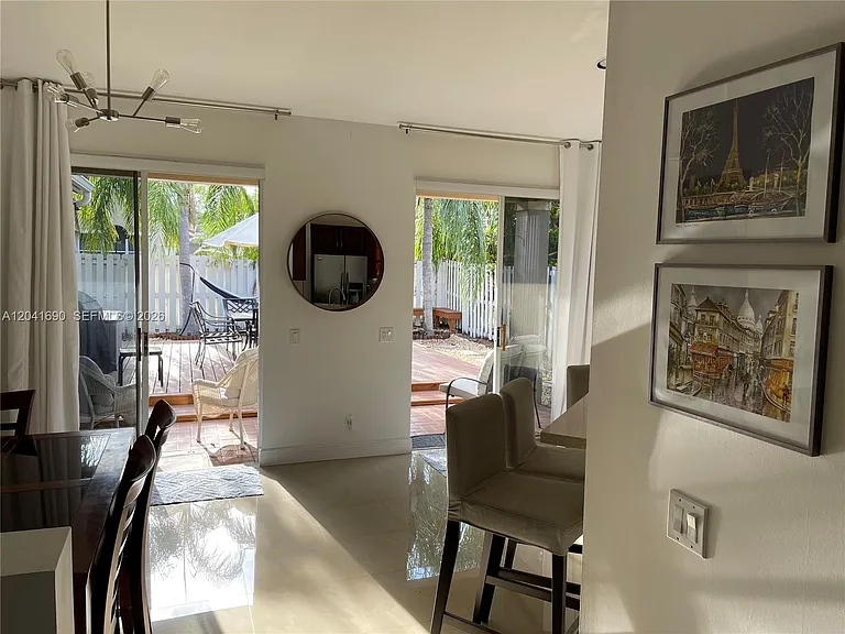 805 Falling Water Rd — Photo 13