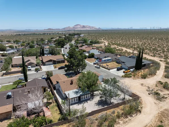 3549 Aberdeen Pl, Mojave, CA 93501