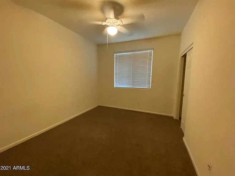 3549 E Apricot Ln — Photo 32