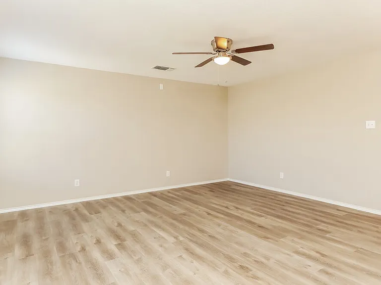 8527 Cheyenne Blf — Photo 15