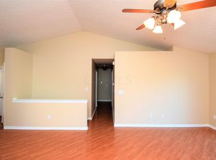 2450 Oakview Ln, Lancaster, OH