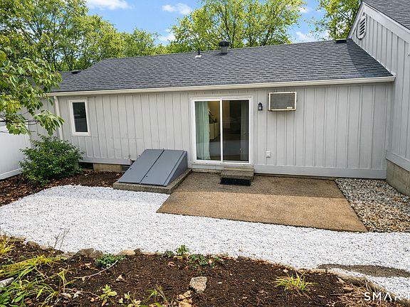 2nd image of 77 Scenic View Drive #17