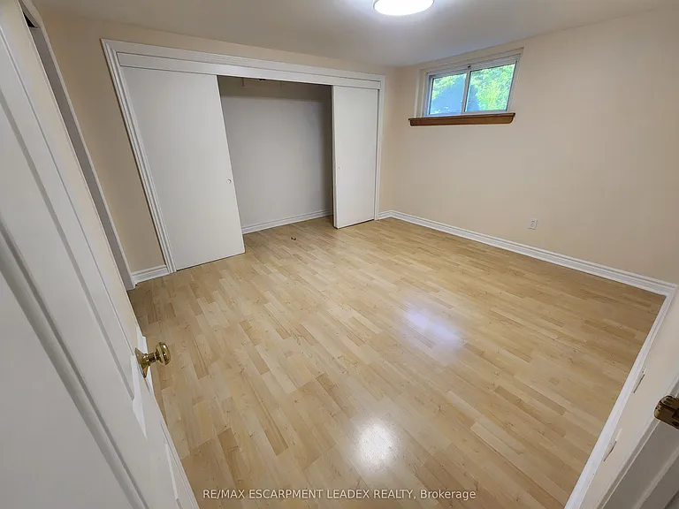 15 Saint Anns Ct — Photo 36