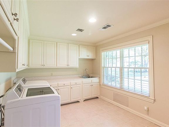 5th image of 6936 Teakwood Dr