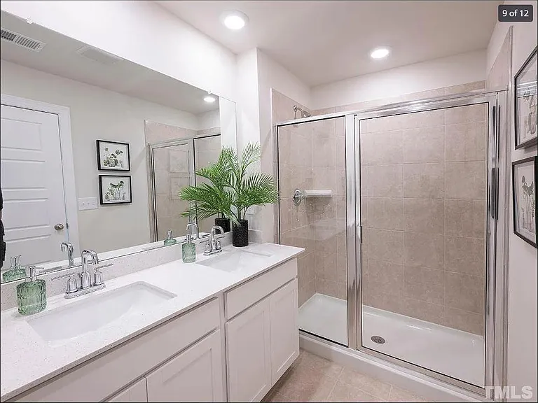 927 Clearhaven Ln — Photo 6