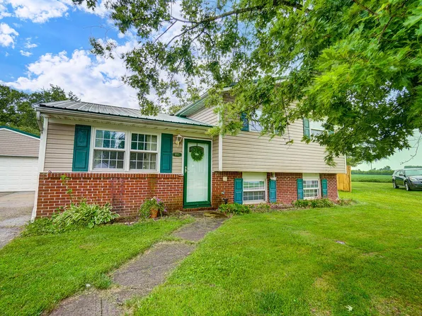 445 Hathaway Ct, West Jefferson, OH 43162