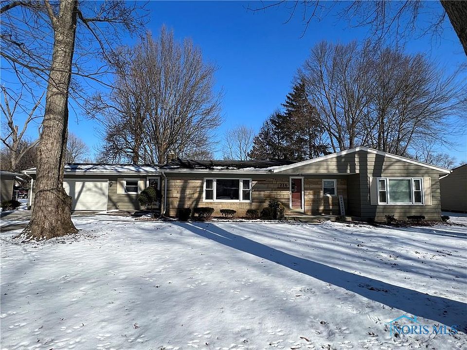 1st image of 216 Wyandotte Ave
