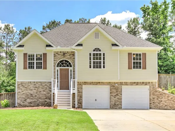 62 Roundtree Ct, Dallas, GA 30132