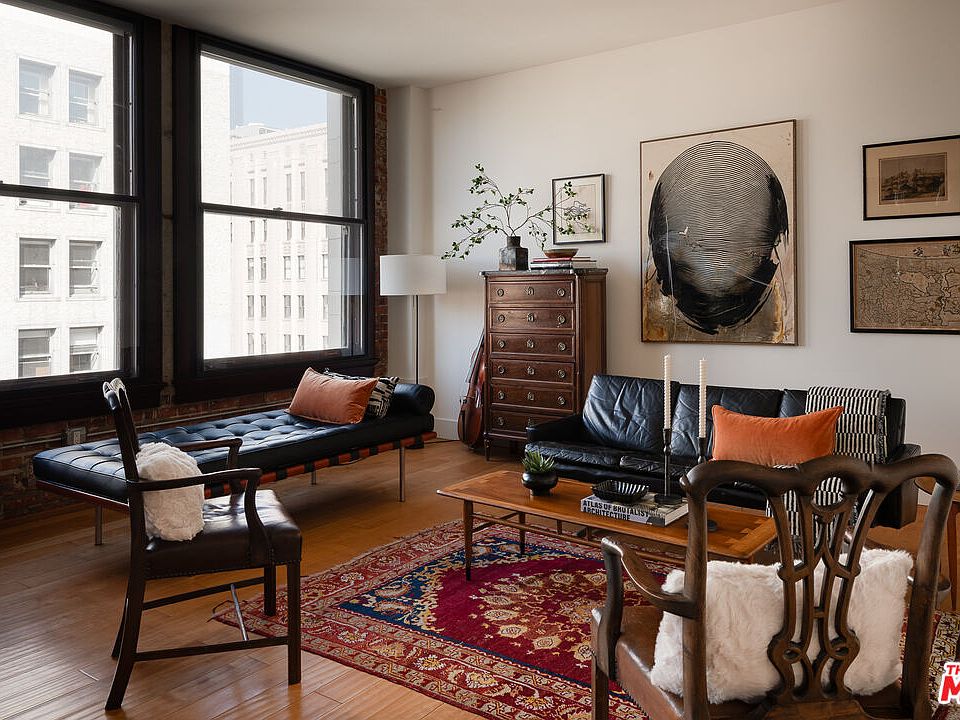 1st image of 460 S Spring St APT 1015