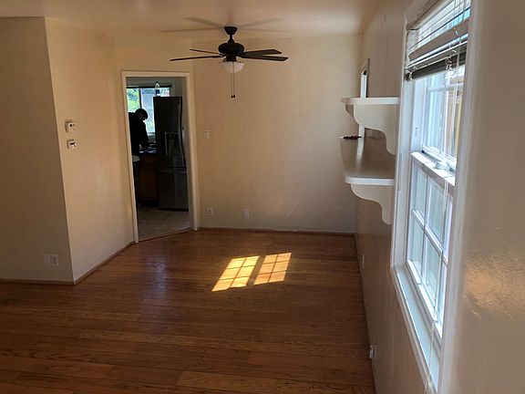 3rd image of 2021 Heatherdale Ave