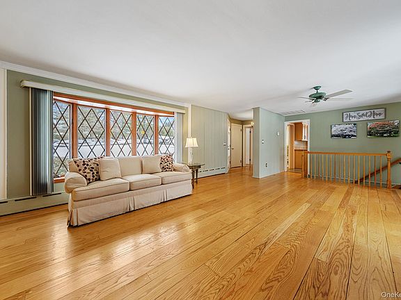 3rd image of 166 Parrott Road