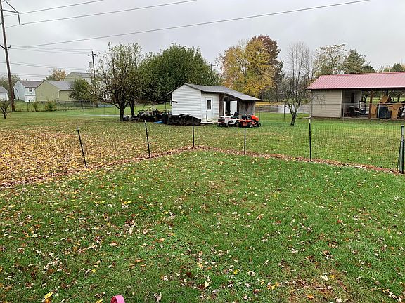 3rd image of 4295 McDole Ave